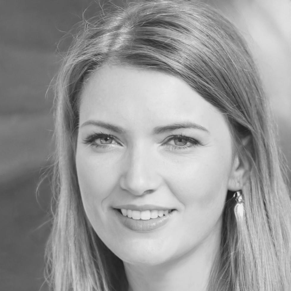 Isabel Martínez, Especialista en Tecnología Financiera